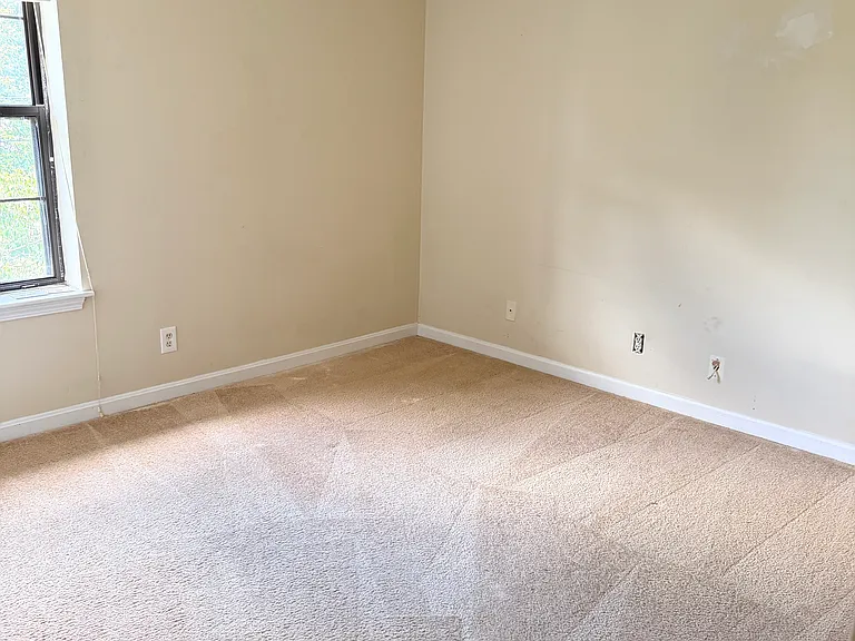 9804 Whipps Mill Rd #6 — Photo 14
