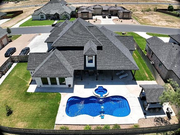 3rd image of 5413 Enclave Ct