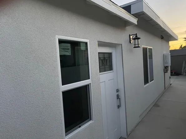 9733 Omelveny Ave, Pacoima, CA 91331
