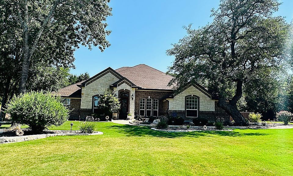 1st image of 281 Eagle Landing Dr