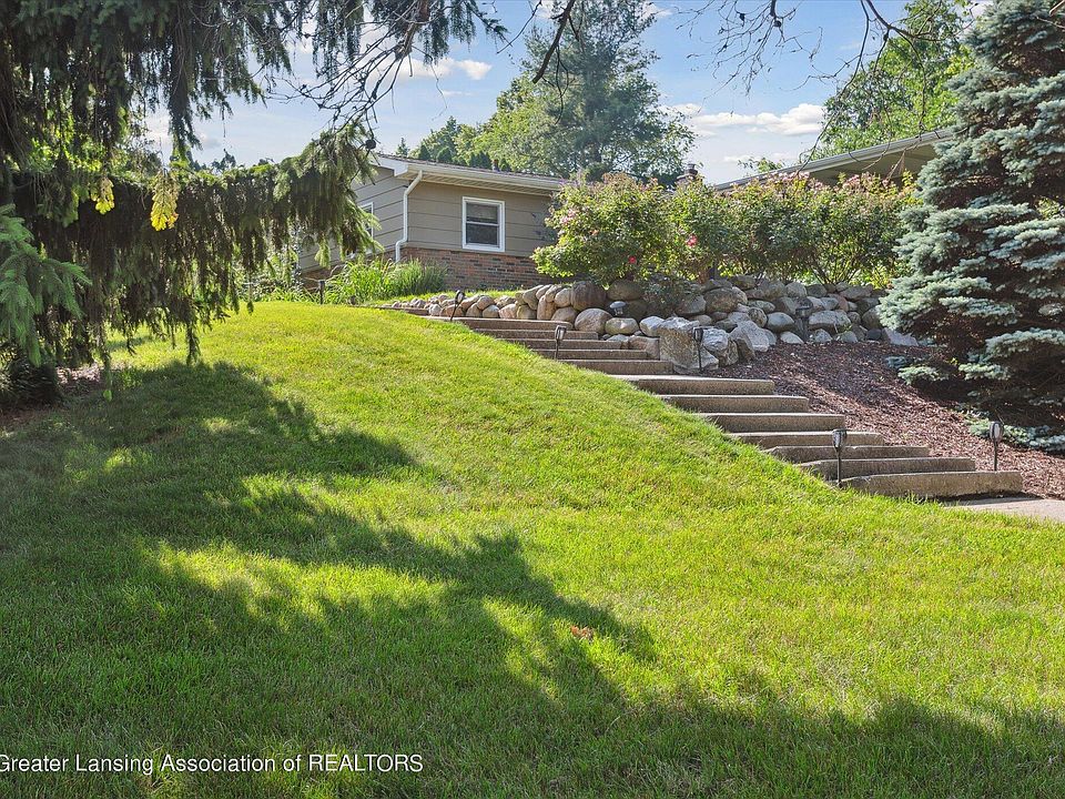 1602 N Creyts Rd, Lansing, MI 48917 Zillow