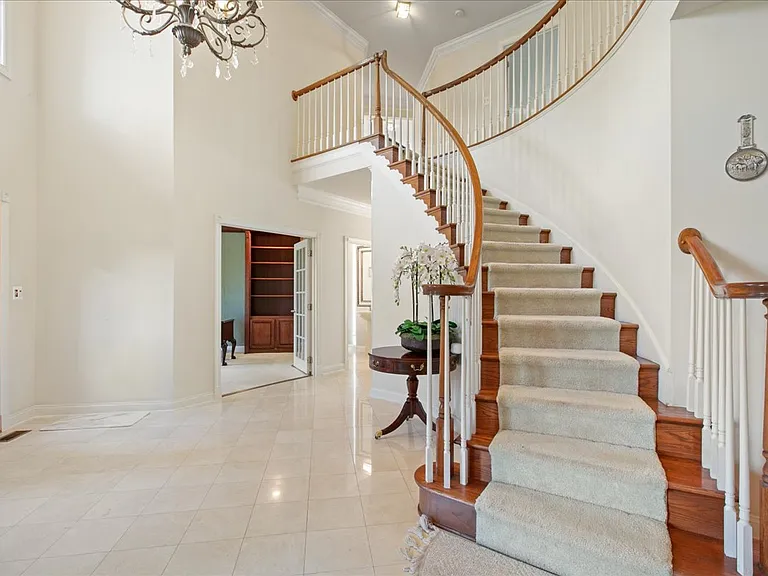 10243 Brittenford Dr — Photo 10