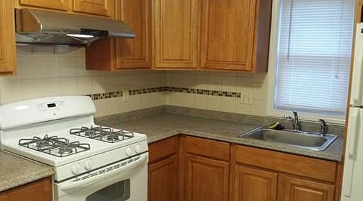 2nd image of 19 Brockton Ave