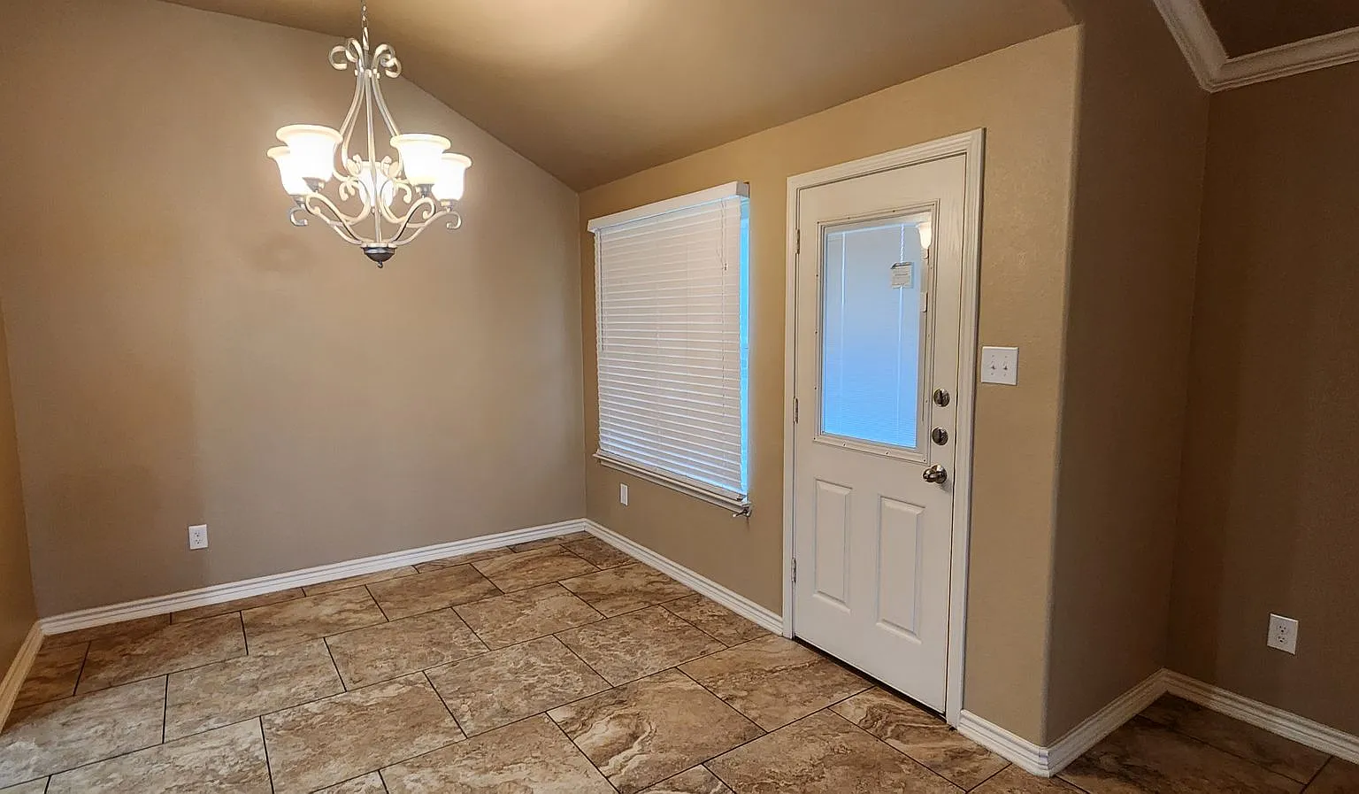 3 Bedroom / 2 Bath Duplex Cul-de-Sac Location Killeen, TX — Photo 3