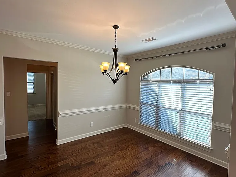 7294 Old South Dr — Photo 4