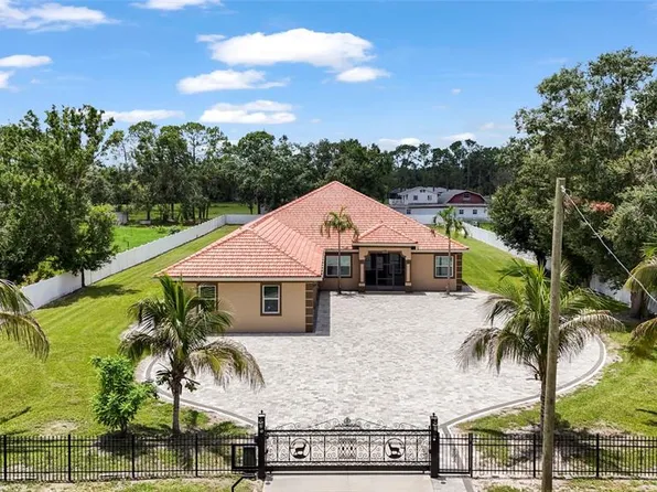 5714 38th Ave E, Bradenton, FL 34208