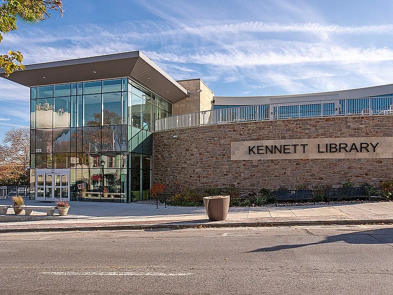Explore the stunning architecture of this contemporary library.
