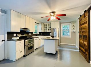 1067 Lakeside Rd, Southbury, CT 06488