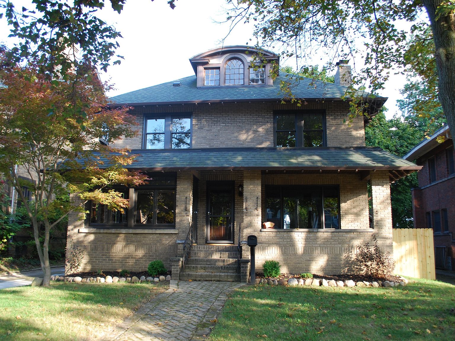 43 Casterton Ave, Akron, OH 44303 Zillow