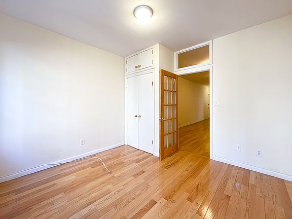 3rd image of 315 E 5th St APT 3F