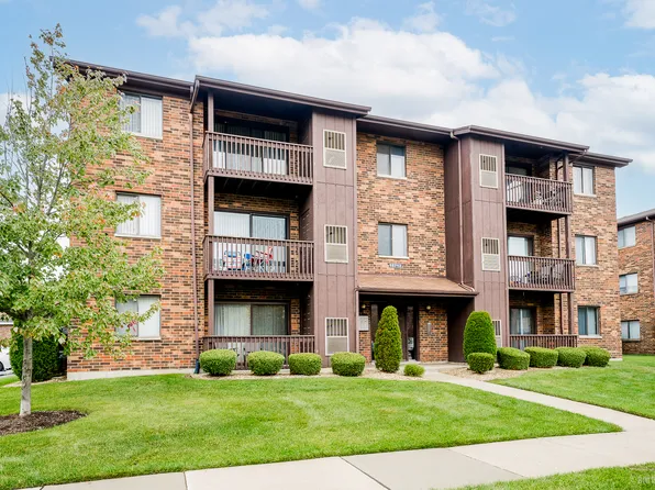 15712 Peggy Ln APT 6, Oak Forest, IL 60452