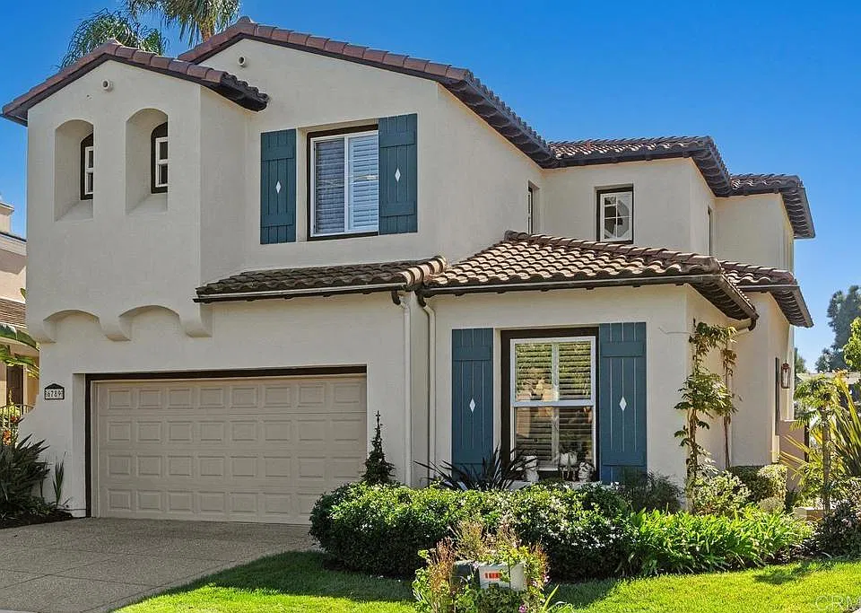 6789 Avena Ct