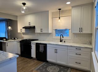 1927 S Crane Ave, Beloit, WI 53511