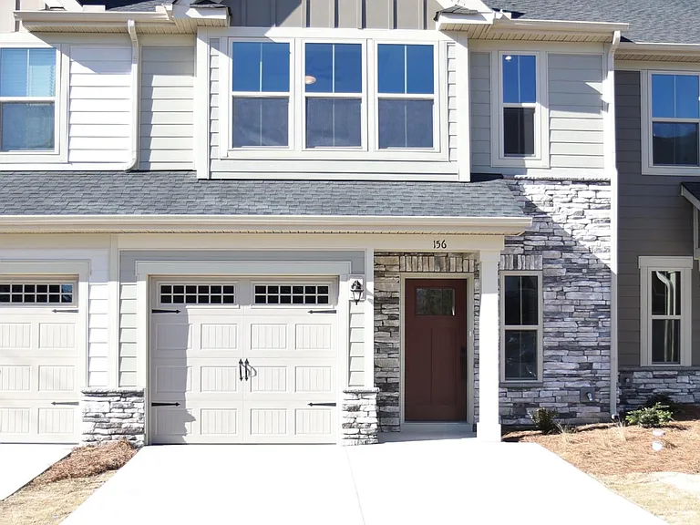 154 Eagle Wood Dr — Photo 4