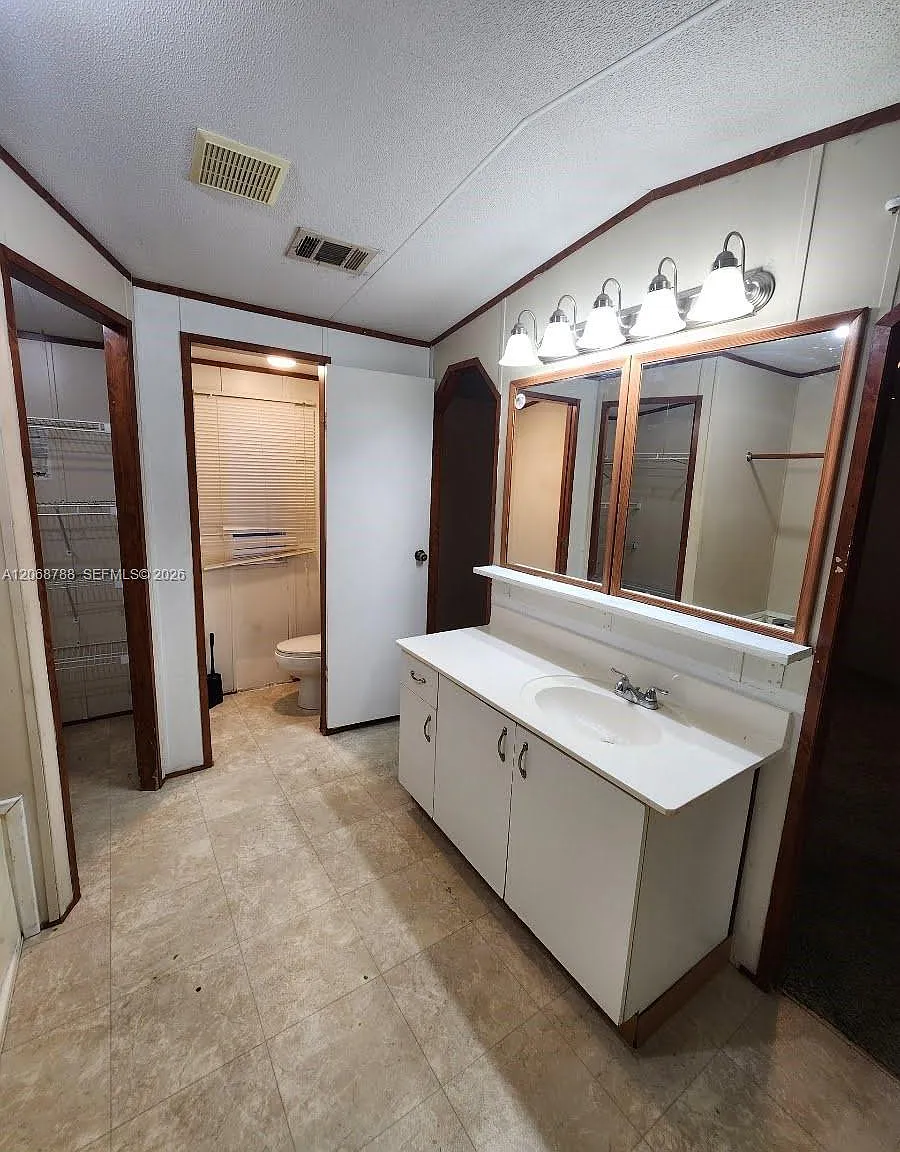 Plantation Manor Estates — Photo 4