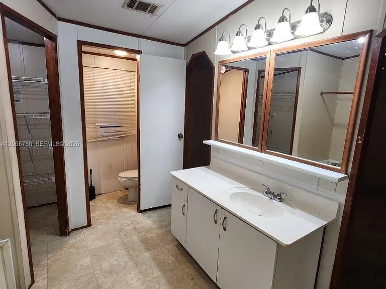 5864 Cartier Rd #H — Photo 9