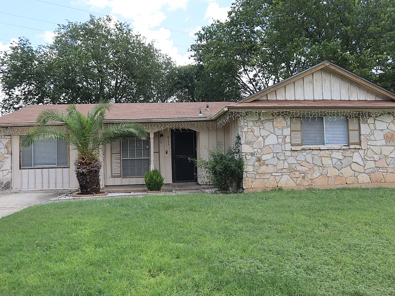5726 Swift Creek Dr — Photo 1