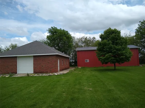 1886 S Orilla Rd, Cumming, IA 50061