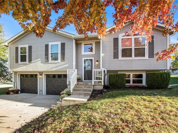 1011 Southbrook Pkwy, Kearney, MO 64060