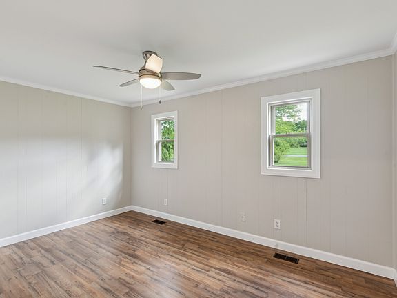 5th image of 64 Sonoma Dr