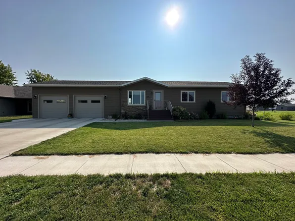 1122 Minnesota Ave SW, Huron, SD 57350