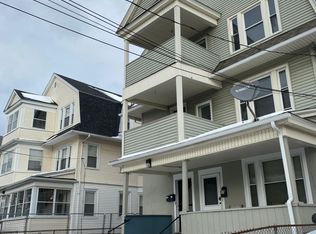 128 Adams St #2, Hartford, CT 06112