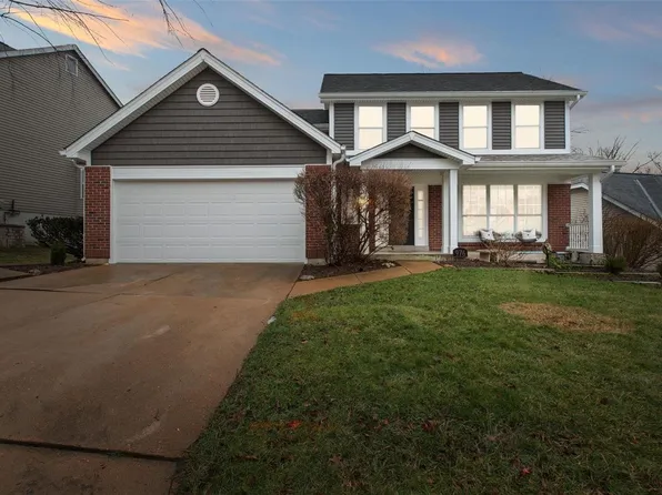 976 Big Bend Station Dr, Valley Park, MO 63088