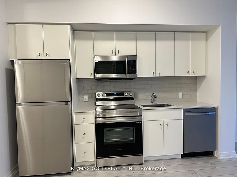 101 Golden Eagle Rd #611 — Photo 8