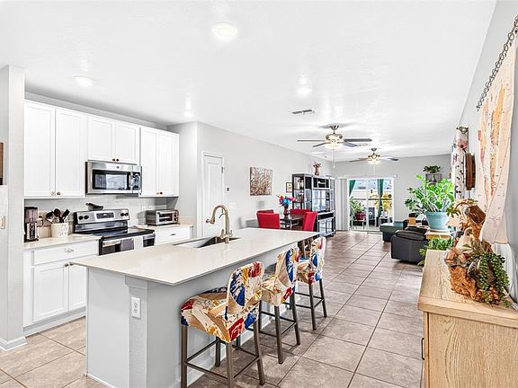 4th image of 617 TROTTERS DRIVE