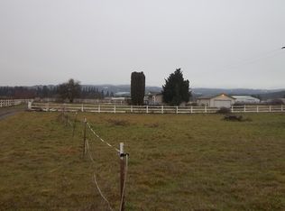 53677 Ring A Ring Rd, Scappoose, OR 97056