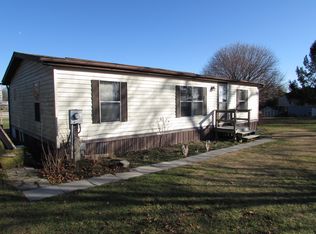 921 Georgetown Rd, Paradise, PA 17562