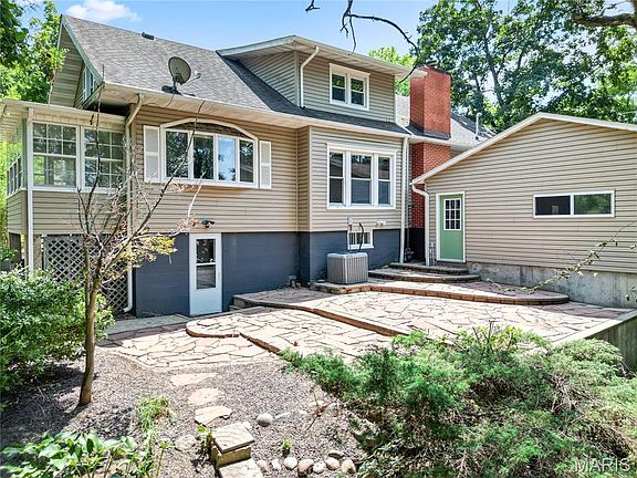 4th image of 21 Helston Pl