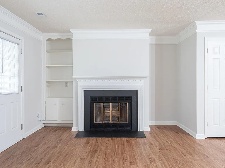 4418 Roller Ct — Photo 11