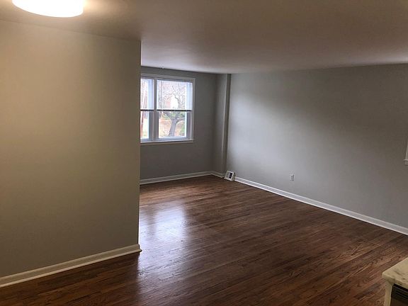 3rd image of 7040 Valley Ave Floor 1