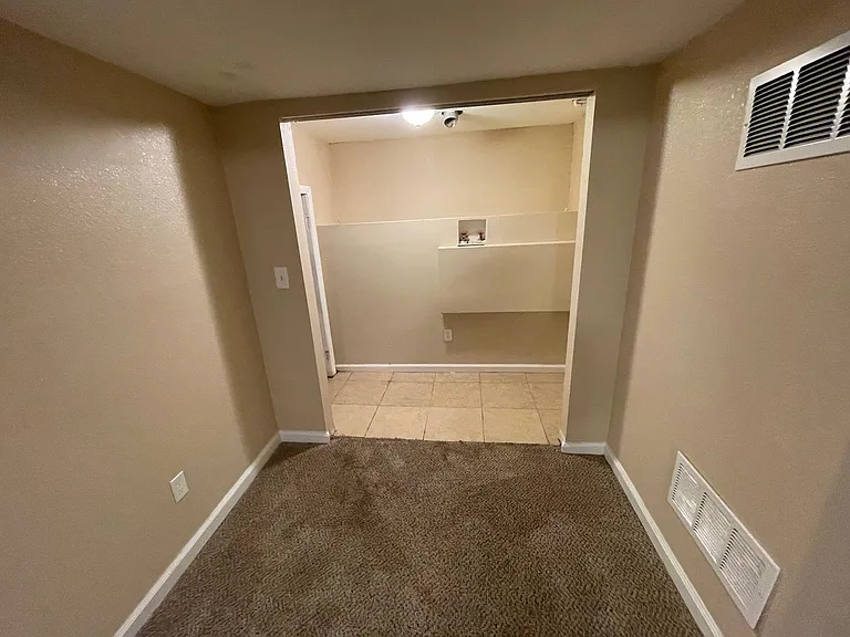 616 Zion Dr — Photo 13