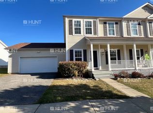 22 Lancaster Ave, New Windsor, NY 12553