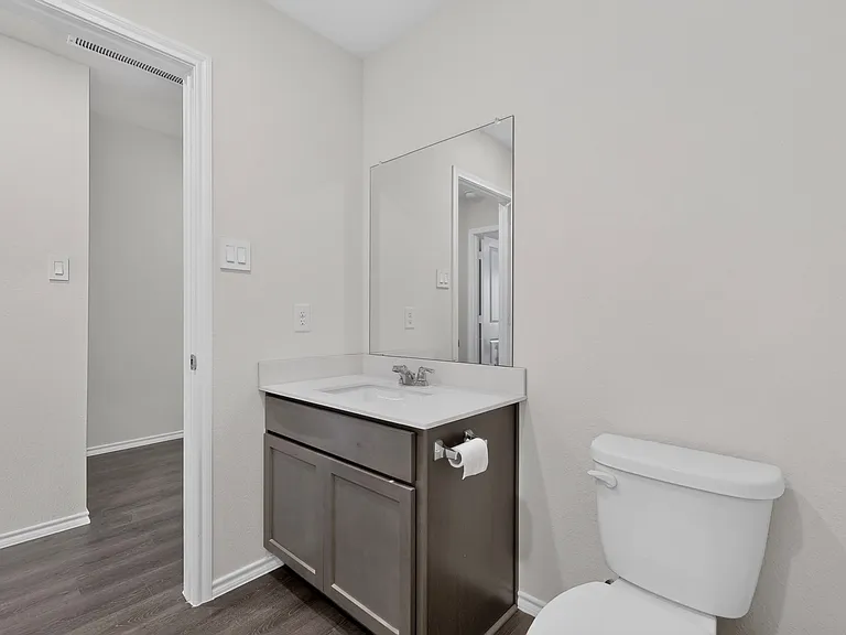 816 Glover Dr — Photo 21
