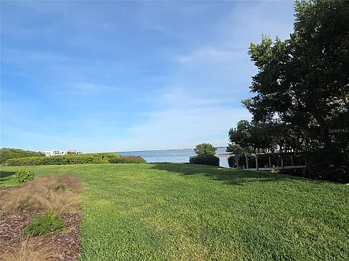 1515 Pinellas Bayway S Photo 1