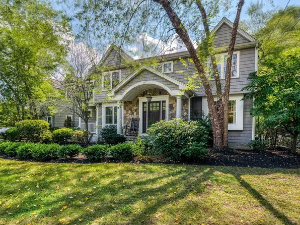 1471 Washington St, Canton, MA 02021
