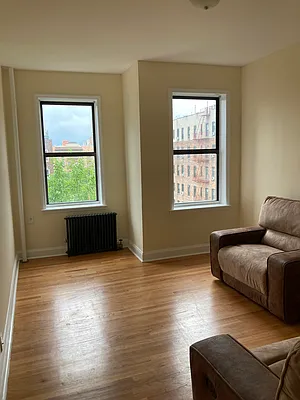 Rented by Rani Dishi, LREB | media 24