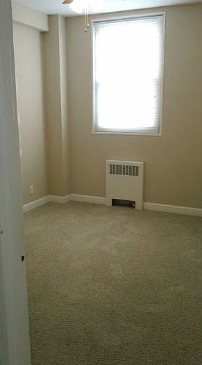 2nd image of 604 S 22nd St APT 403