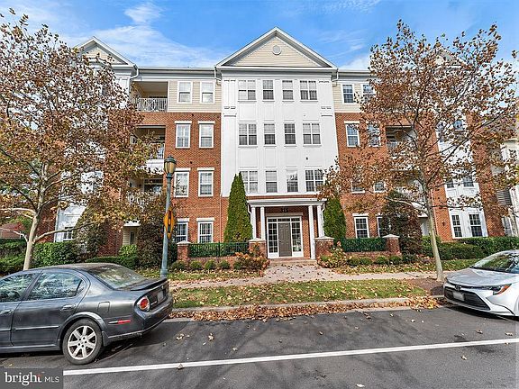 2nd image of 315 King Farm Blvd APT 303