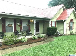 1607 Hillcrest Cir, ALBERTVILLE, AL 35951