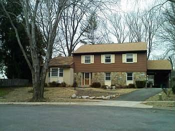 1st image of 2 Carnegie Ct