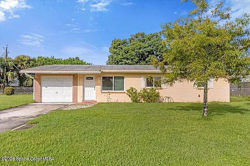 1812 Oakwood Dr Photo 1