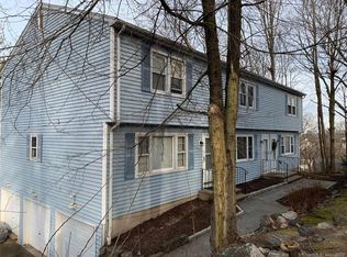 16 Irving Pl #B, Danbury, CT 06810