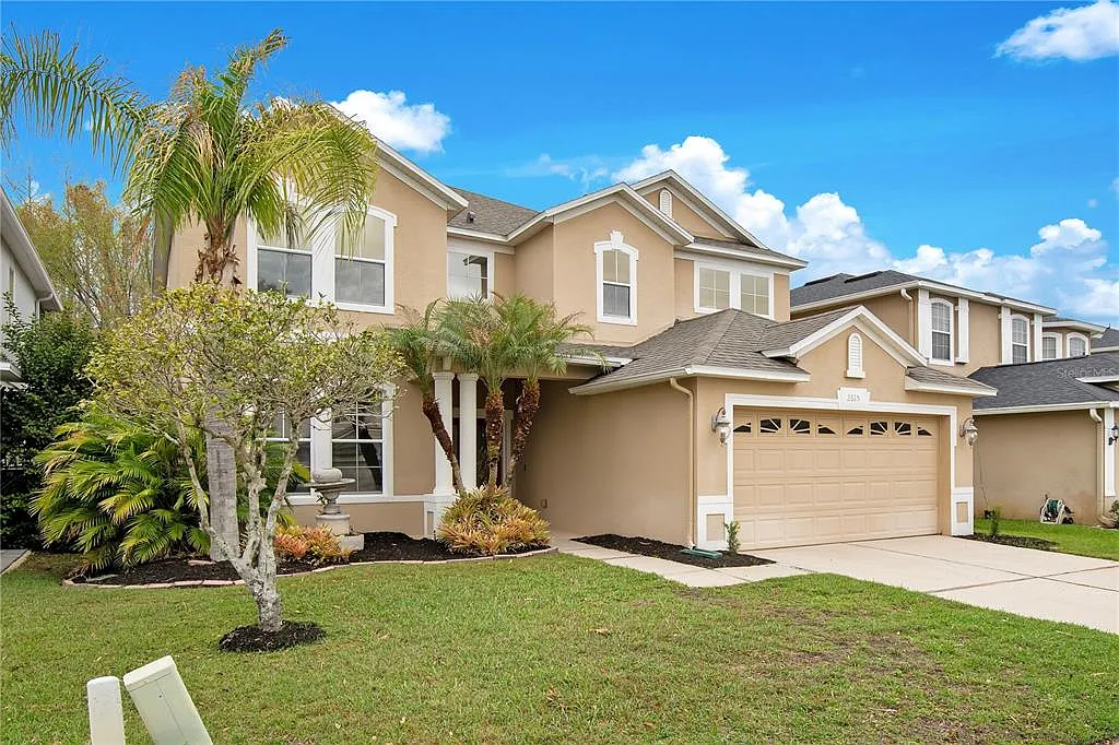 4 bed, 3.0 bath, 3297 sqft, $3,995 — Photo 3