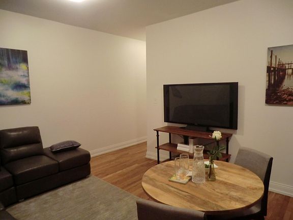 3rd image of 4907 W Cuyler Ave #4