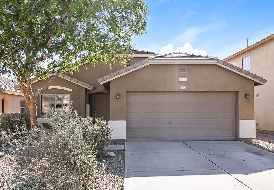 1st image of 1851 W Desert Canyon Dr