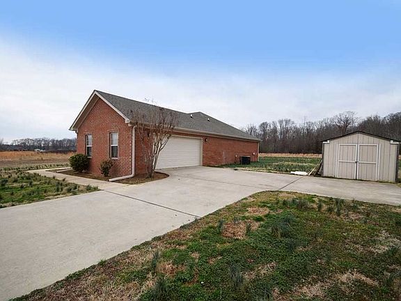 5th image of 120 Sandy Creek Dr